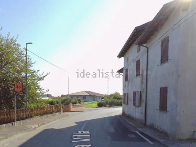 Case e ville in vendita di 331 m² in Via Villa