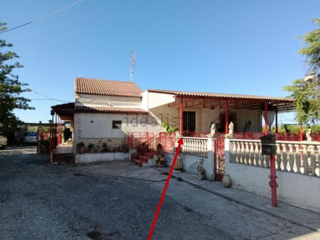 Case e ville in vendita di 332 m² in Via del Lido