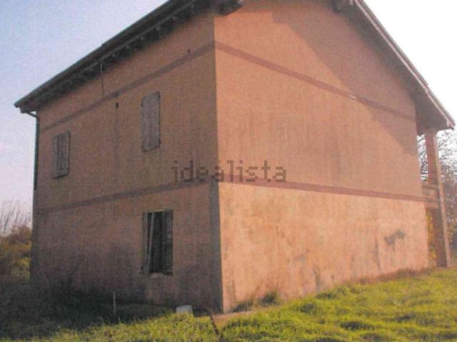 Case e ville in vendita di 333 m² in Via Brusantina