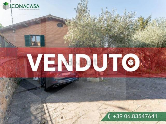 Case e ville in vendita di 333 m² in Vicolo Santo Spirito