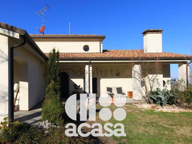 Case e ville in vendita di 334 m²