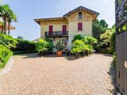 Case e ville in vendita di 334 m² in Via vittorio emanuele ii, 30