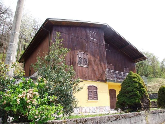 Case e ville in vendita di 335 m²