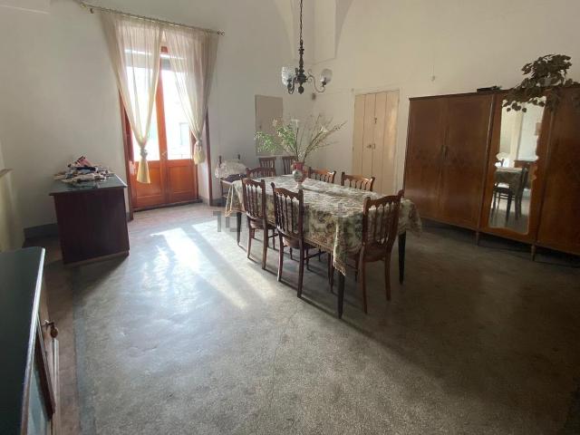 Case e ville in vendita di 335 m² in Via Vittorio Emanuele, 92
