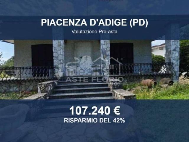 Case e ville in vendita di 339 m² in Via Badia, 1077