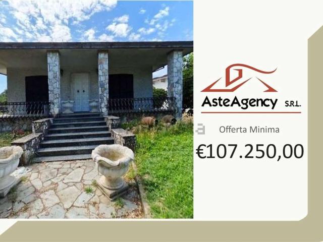 Case e ville in vendita di 339 m² in Via Badia, 1077