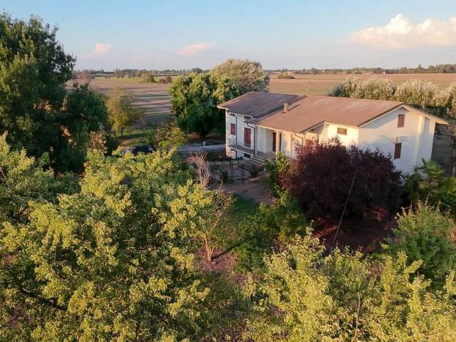 Case e ville in vendita di 340 m²