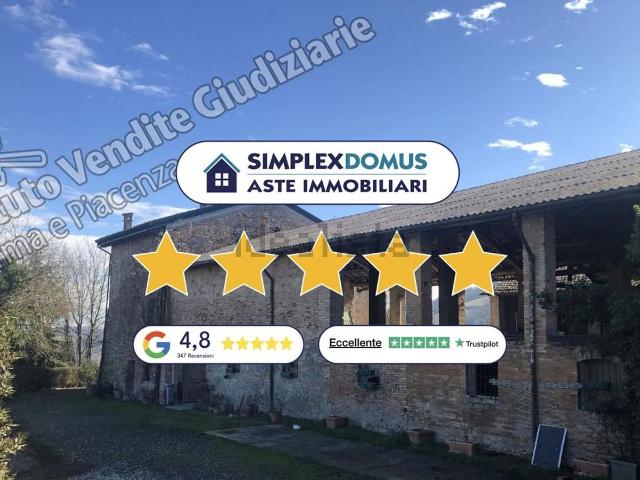 Case e ville in vendita di 340 m² in Via Petrolifera