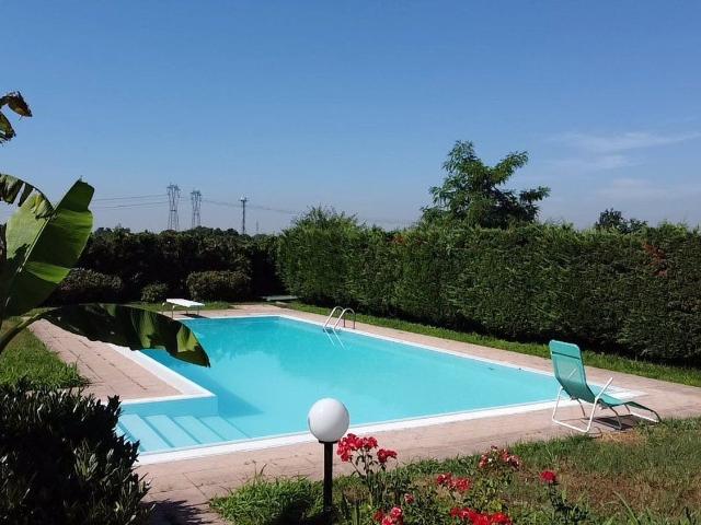 Case e ville in vendita di 340 m² in Via Piave