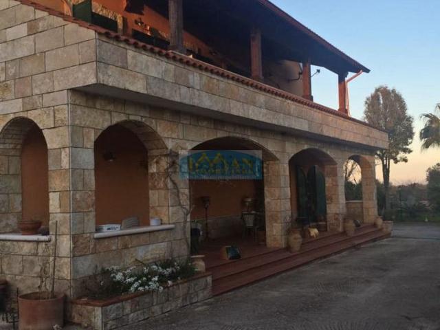 Case e ville in vendita di 340 m² in Contrada Galante Palazzo Manzella