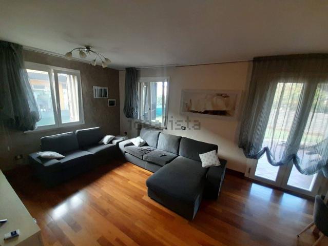 Case e ville in vendita di 342 m²