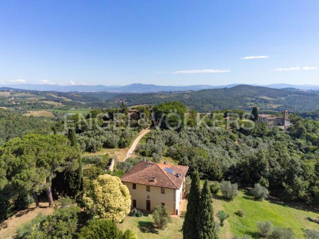 Case e ville in vendita di 343 m² in Via Castelbonsi