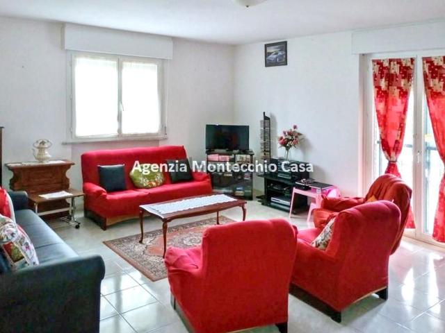 Case e ville in vendita di 343 m² in Via Alessandro Manzoni, 22