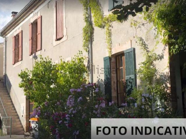 Case e ville in vendita di 343 m² in Corso 25 Archi