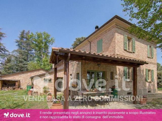 Case e ville in vendita di 343 m² in Strada Comunale Paderno, 2329