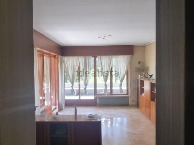 Case e ville in vendita di 344 m² in Strada Molinello Gazzolo