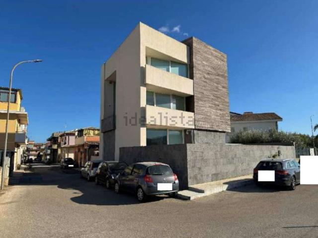 Case e ville in vendita di 345 m² in Via Filippo Neri di Stefano