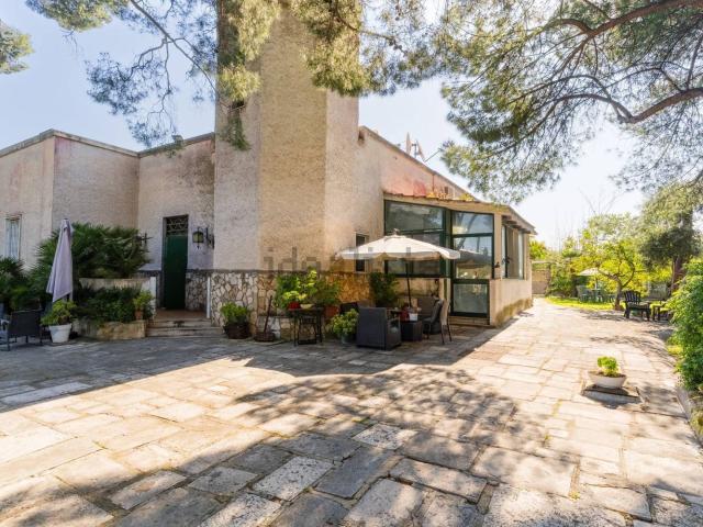Case e ville in vendita di 347 m² in Strada Pezze del Sole, 11