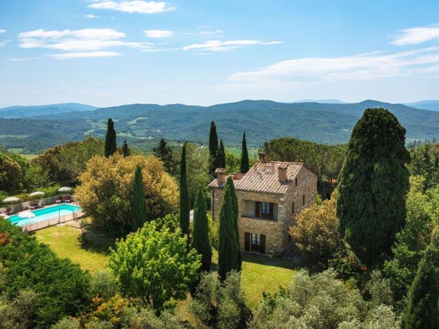 Case e ville in vendita di 348 m² in Strada Provinciale Volterrana
