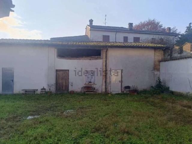Case e ville in vendita di 349 m² in Via Giuseppe Mazzini, 14