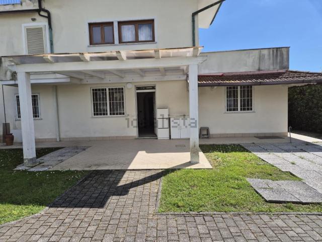 Case e ville in vendita di 350 m²