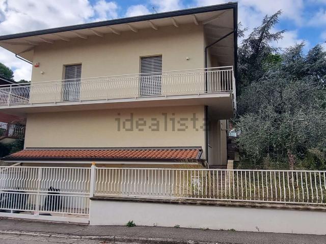 Case e ville in vendita di 350 m²