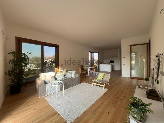 Case e ville in vendita di 350 m²