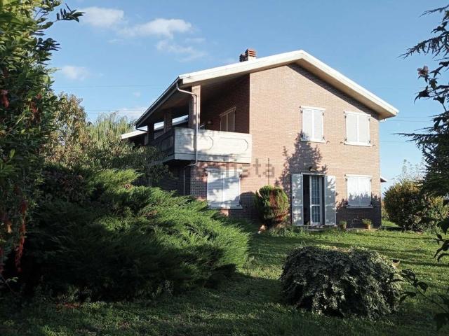 Case e ville in vendita di 350 m²