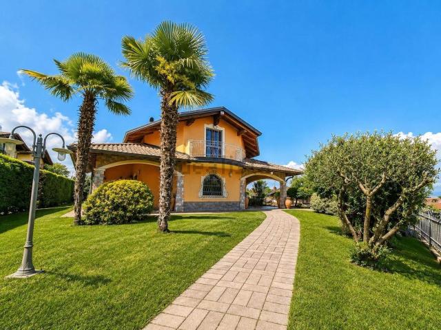 Case e ville in vendita di 350 m²