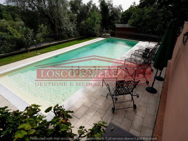 Case e ville in vendita di 350 m²