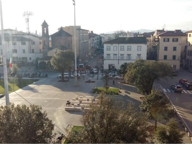 Case e ville in vendita di 350 m² in Via Antonio Vivaldi