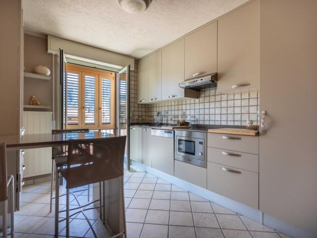 Case e ville in vendita di 350 m² in Via Bonino da Campione