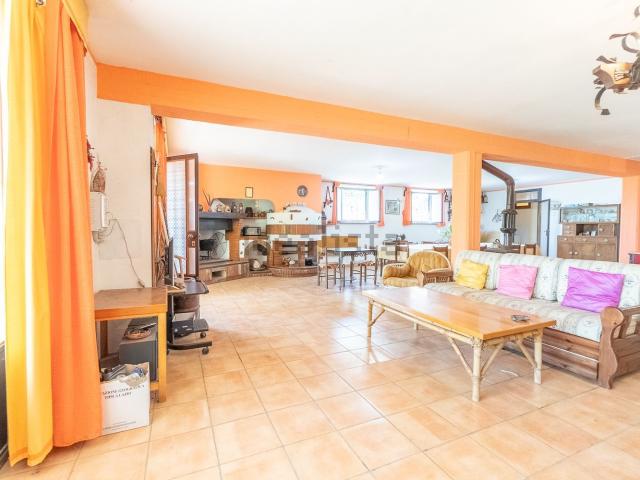 Case e ville in vendita di 350 m² in Via Giglio Vecchio, 13