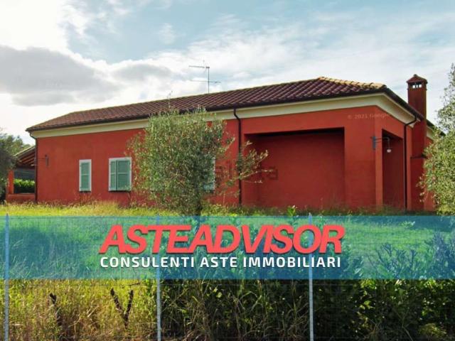 Case e ville in vendita di 350 m² in Via Falcinello, 151