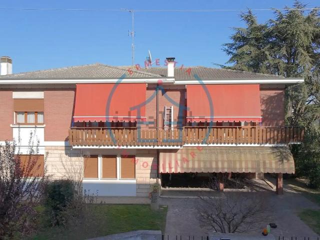 Case e ville in vendita di 350 m² in Via Papa Giovanni Paolo