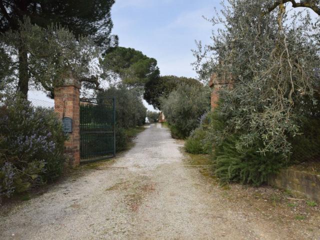 Case e ville in vendita di 350 m² in Via valiano