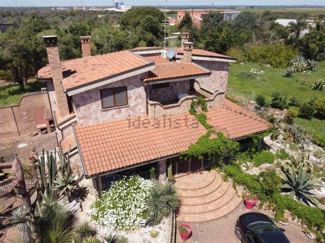 Case e ville in vendita di 350 m² in Strada Provinciale Manduria Oria