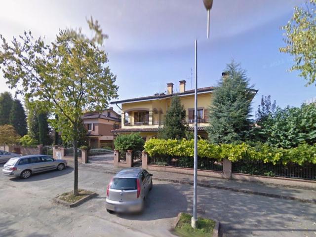 Case e ville in vendita di 351 m² in Via Andrea LONGHI