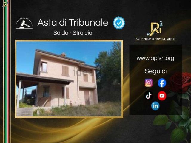 Case e ville in vendita di 353 m² in Strada Provinciale 21, 21