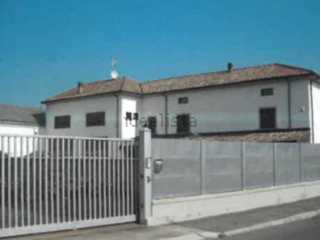 Case e ville in vendita di 355 m² in Via Giovanni Battista Bellocchio