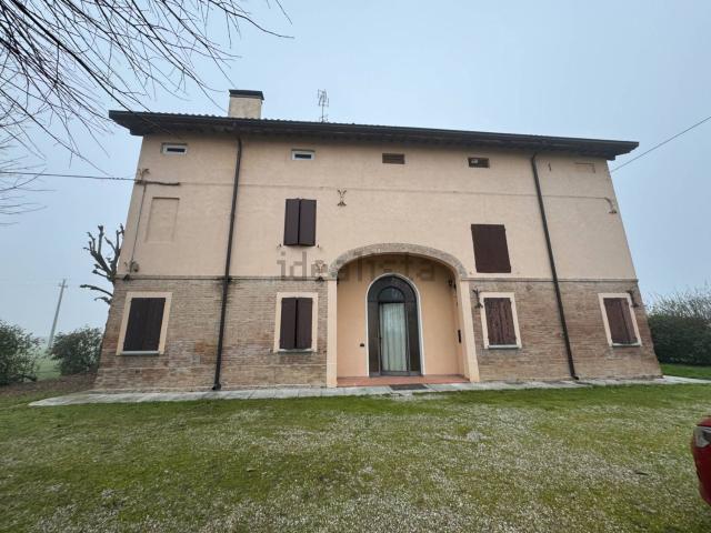 Case e ville in vendita di 357 m²