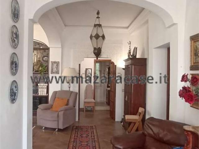 Case e ville in vendita di 360 m²