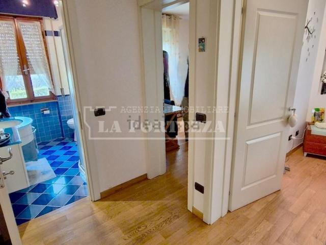 Case e ville in vendita di 360 m² in Via Giuseppe Bandi