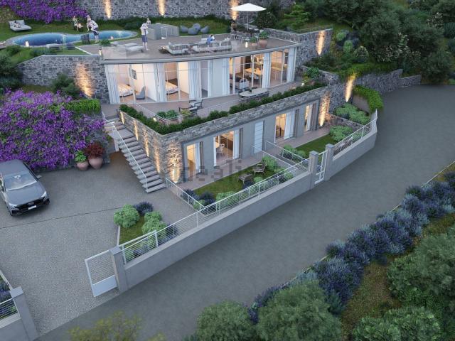 Case e ville in vendita di 360 m² in Via Virgilio, 85