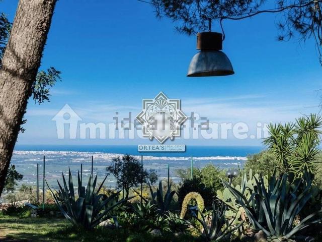 Case e ville in vendita di 360 m² in Contrada cugni