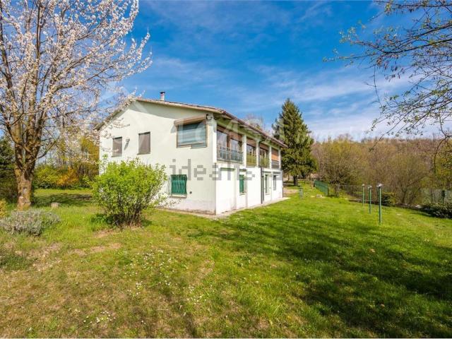 Case e ville in vendita di 360 m² in Strada Cagnotti, 103