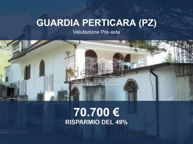 Case e ville in vendita di 360 m² in Strada Senza Nome, 21