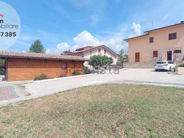 Case e ville in vendita di 360 m² in Strada Vicinale di Bazzano