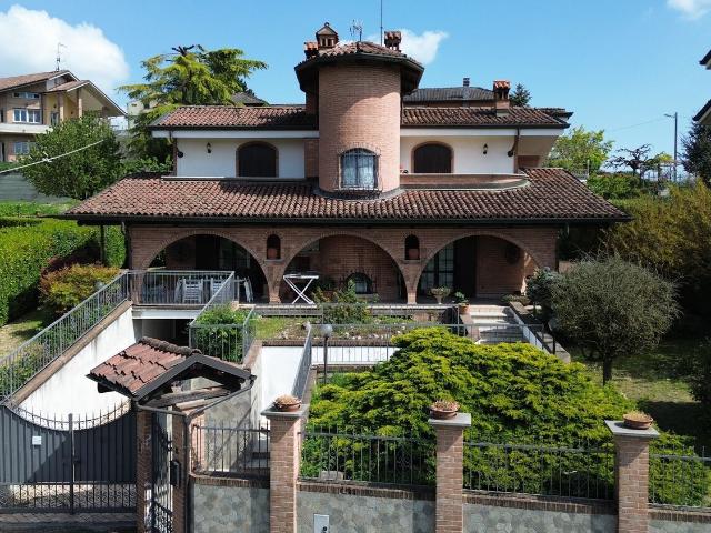 Case e ville in vendita di 363 m² in Via del Mulino