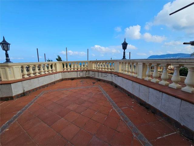 Case e ville in vendita di 364 m² in Via Gerolamo Gastaldi, 8